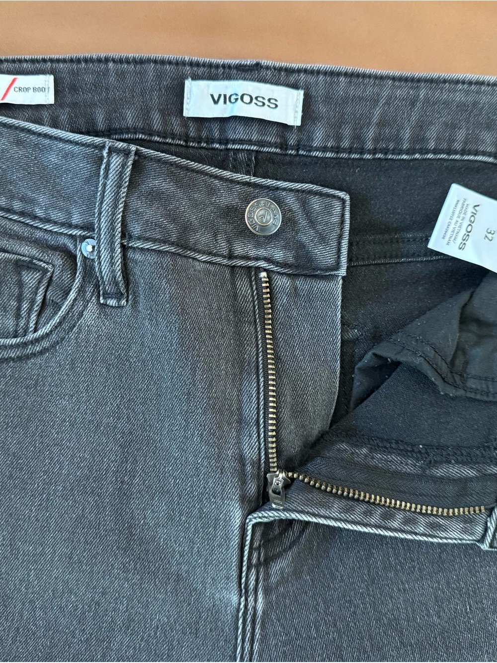 VIGOSS
Marley Mid Rise Cropped Bootcut Jean - Picture 7 of 8
